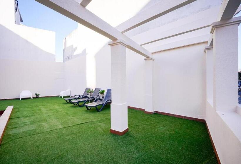 فندق Duque D`avila 2