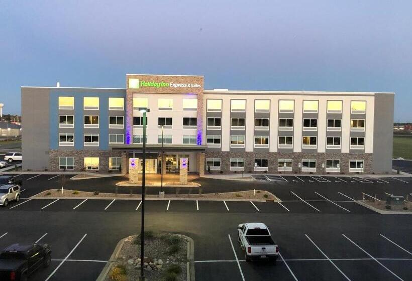 فندق Holiday Inn Express & Suites   Tomah, An Ihg