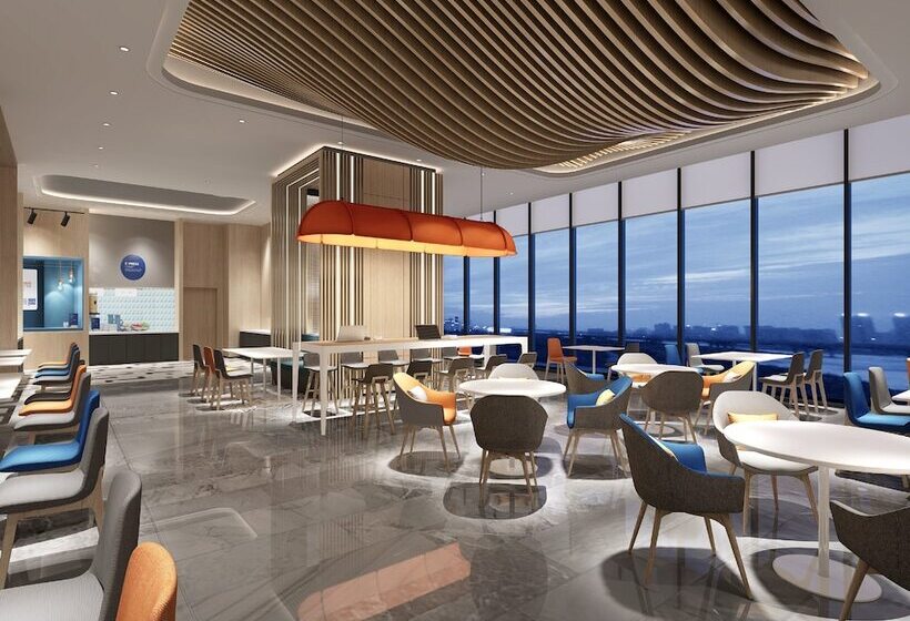 ホテル Holiday Inn Express Huludao Seaview By Ihg