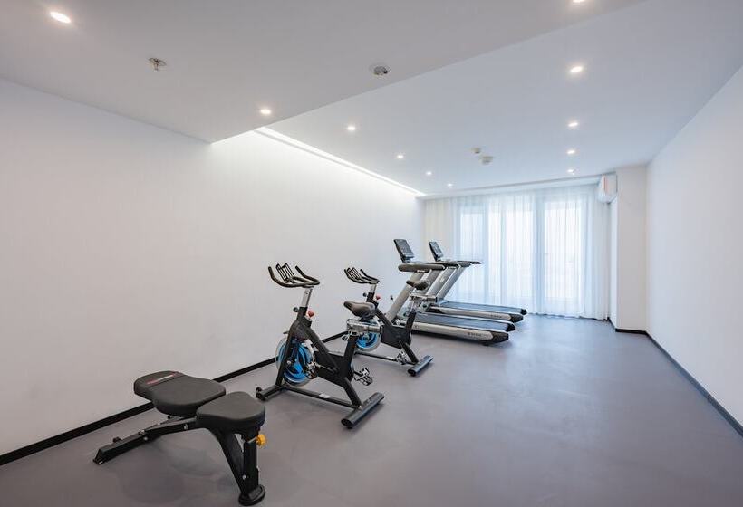 ホテル Holiday Inn Express Huludao Seaview By Ihg