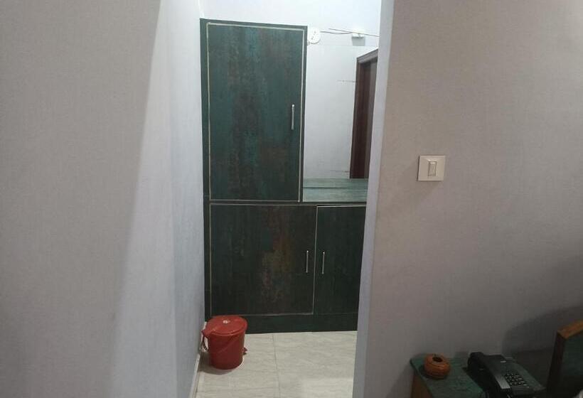 בית מלון כפרי Niloy Guest House