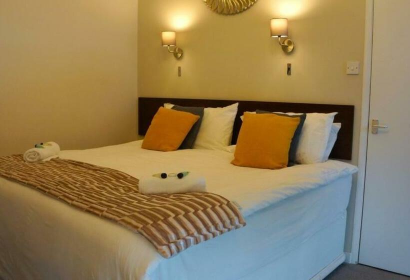 בית מלון כפרי Oyo Oban