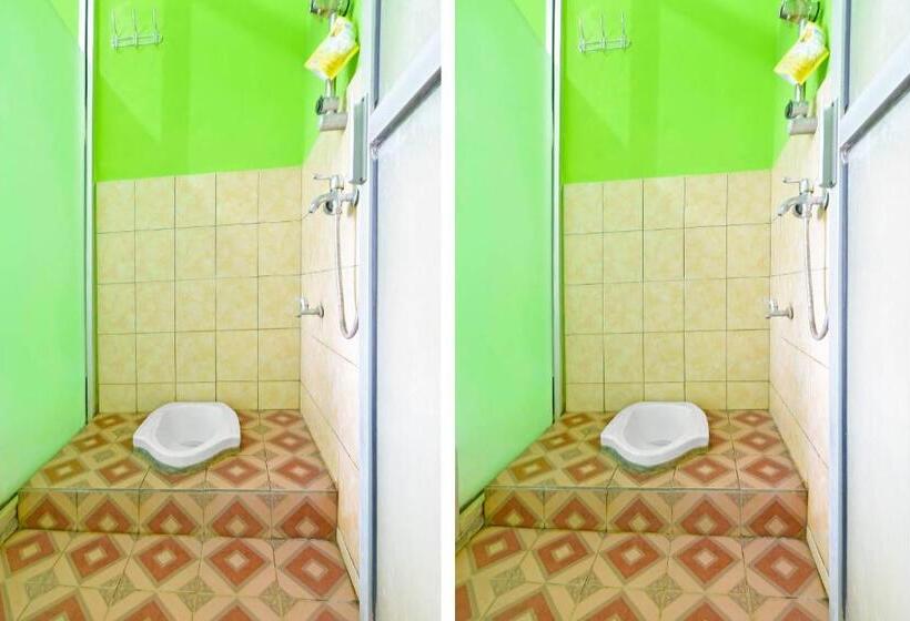 Spot On 91357 Hotel Mulyo