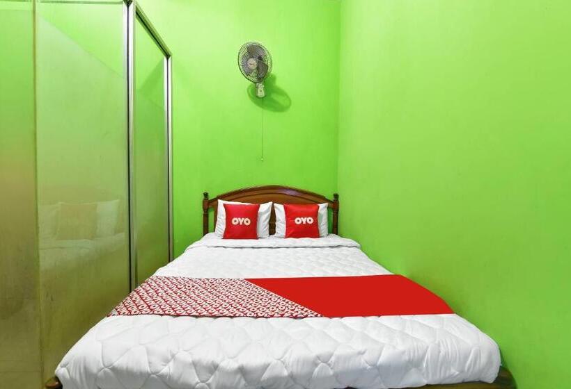 Spot On 91357 Hotel Mulyo