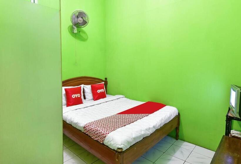 Spot On 91357 Hotel Mulyo