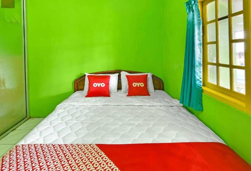 Spot On 91357 Hotel Mulyo