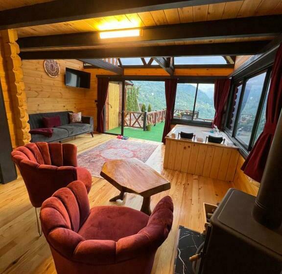 ホテル Zifona Bungalov