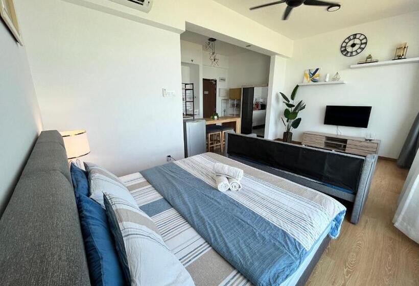 Kuantan Imperium Seaview Cityview By Avenzee