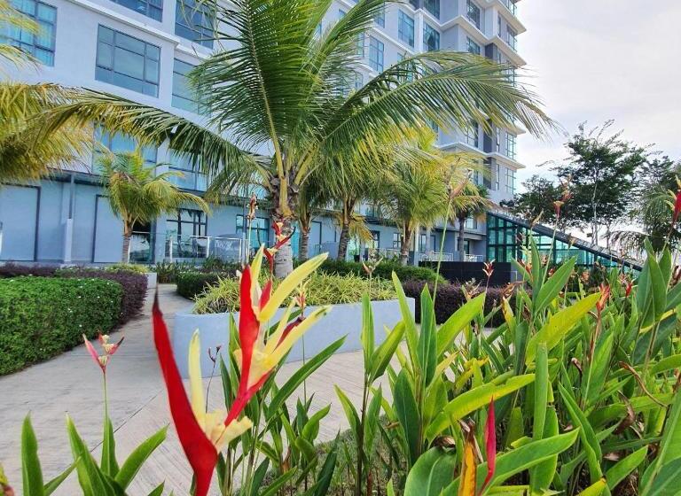 Kuantan Imperium Seaview Cityview By Avenzee