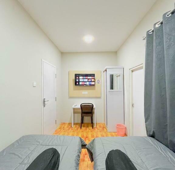 بنسيون Azalea Guest House Syariah Tanjung Tabalong