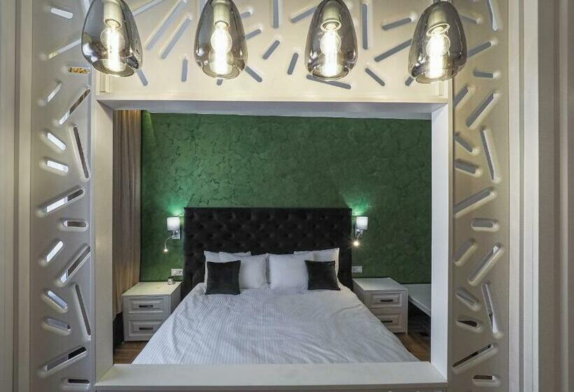 膳宿费 Boutique Central