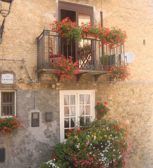 פנסיון Marianna