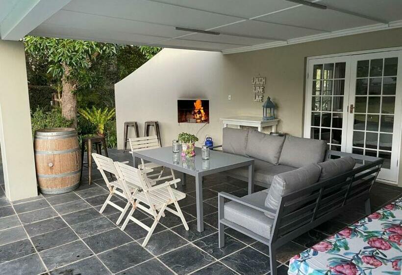 膳宿费 Protea Manor