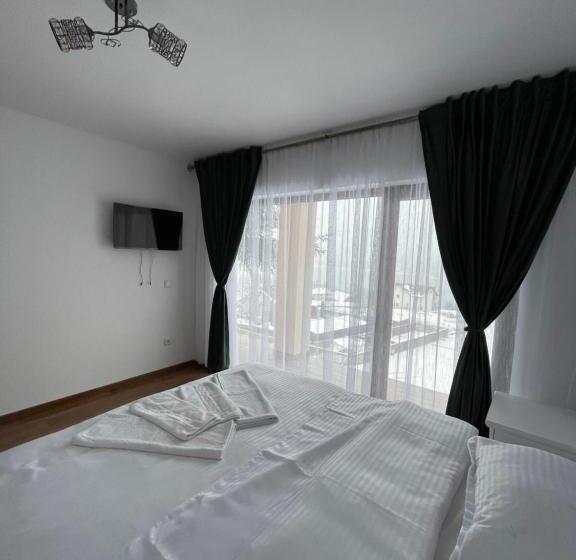 膳宿费 Silver Mountain Villa Colibita