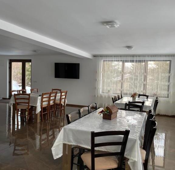 膳宿费 Silver Mountain Villa Colibita