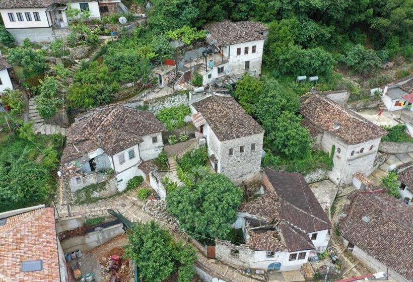 פנסיון Stone Villa Gorice