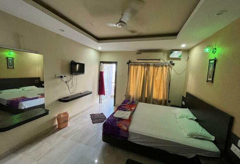 Пансион Unique Beach Inn By Gs Group