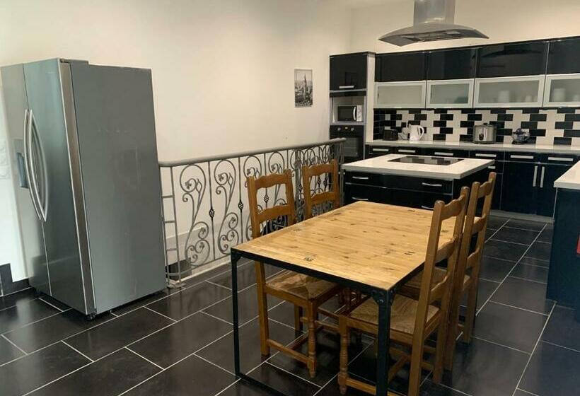 بنسيون Villa Tenjin Chambre 6