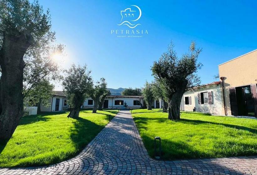 Resort Petrasia