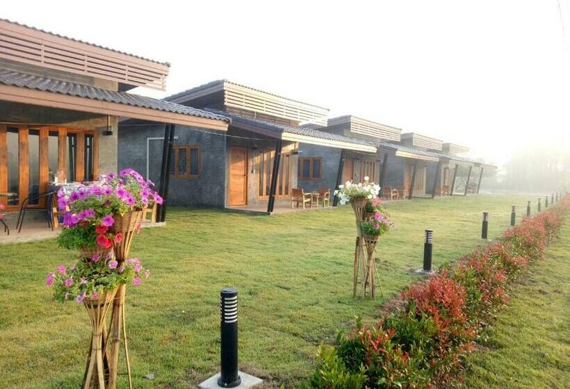 منتجع The Loft Baannaisuan