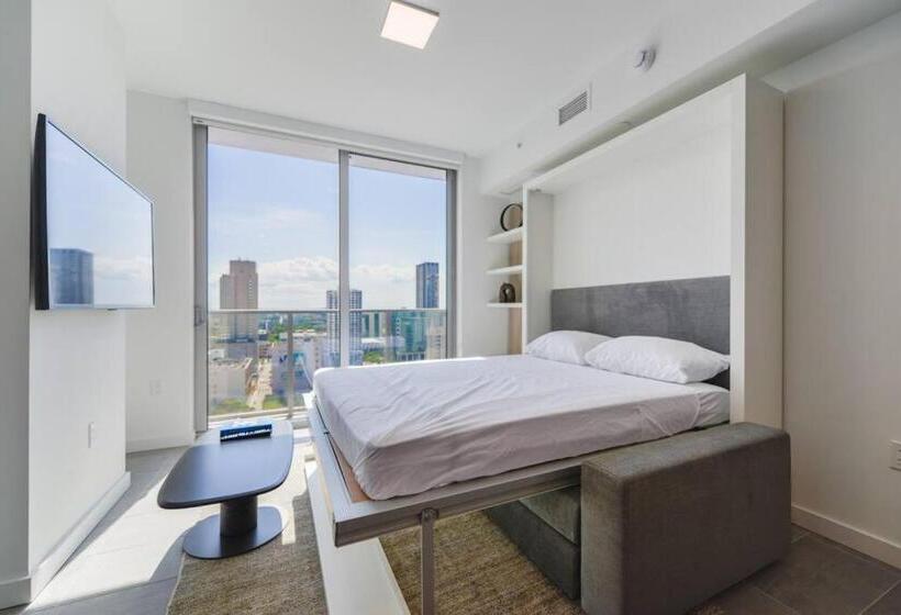 Wonderful 1 Br Apartment With At Downtown Miami