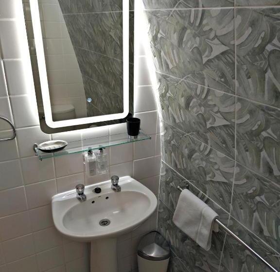 Bed and Breakfast Stratfords Guesthouse And Conference Venue