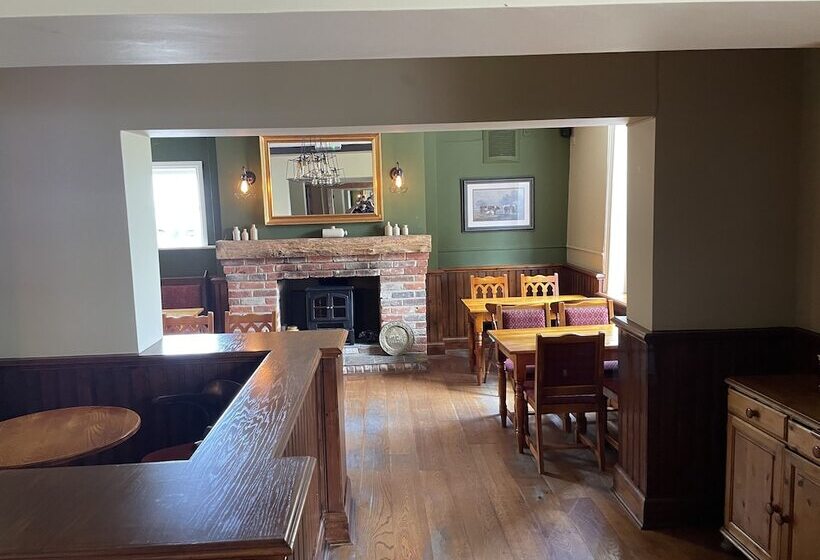 住宿加早餐  The Swan Inn