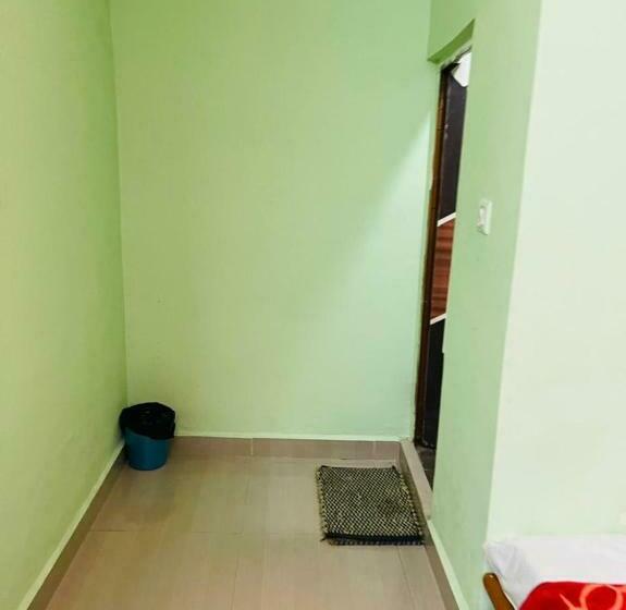 فندق Anand Dham Guest House By Wb Inn