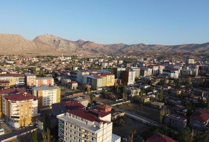 ホテル Atlihan Plus