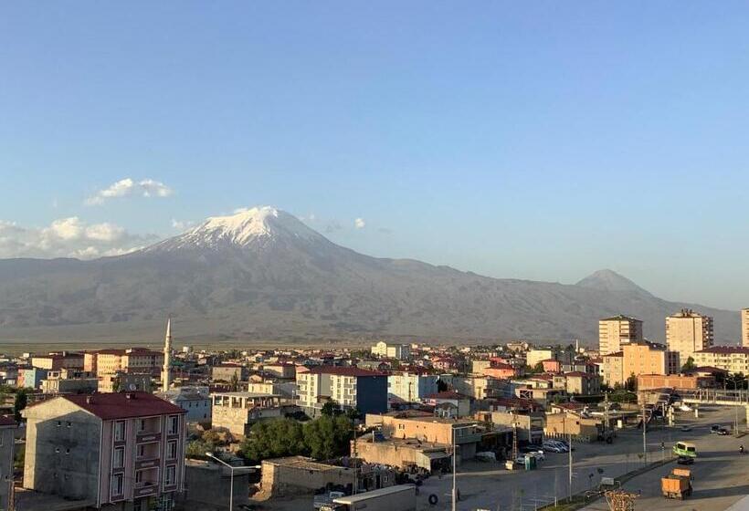 ホテル Atlihan Plus