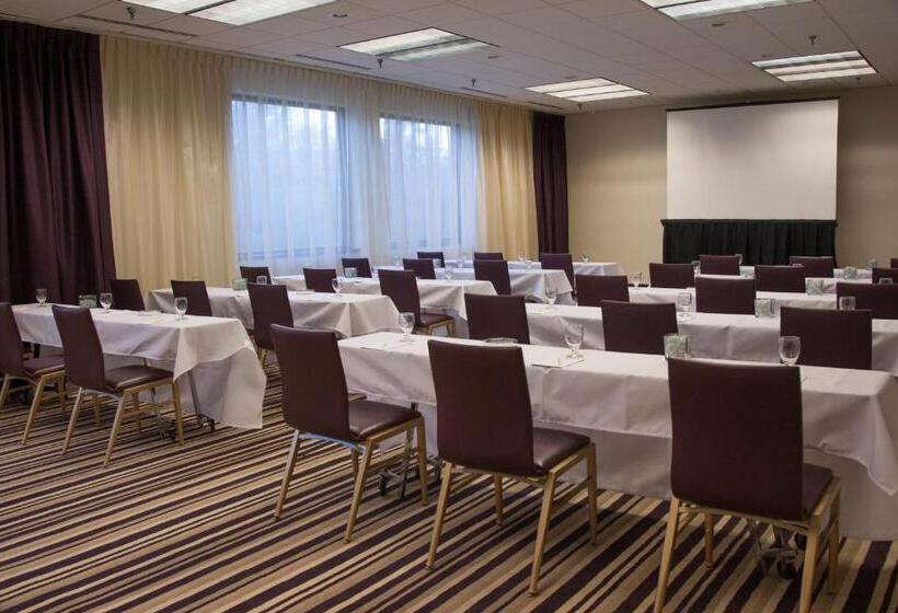 Best Western Brooklyn Center Hotel & Conference Center
