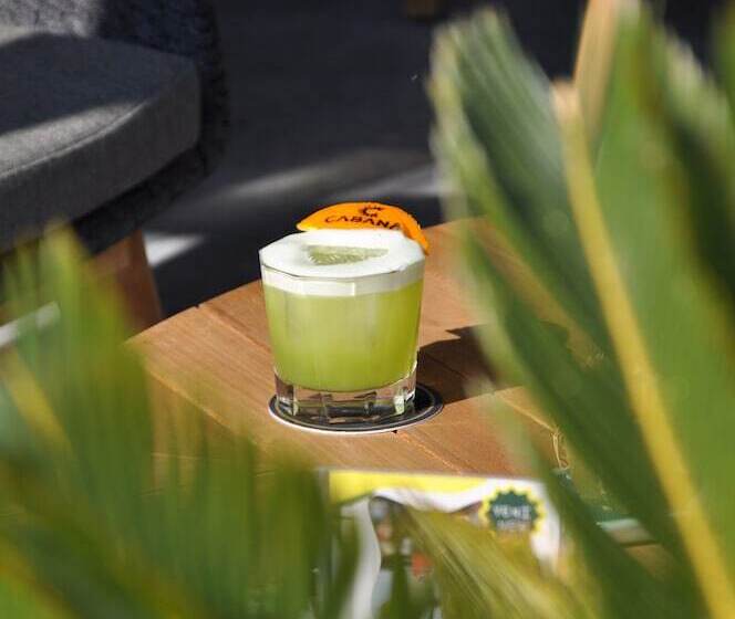 Cabana Boutique Hotel & Cafe