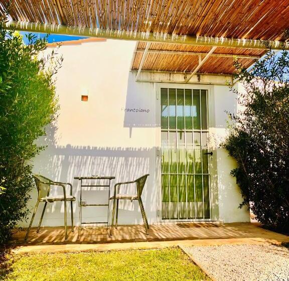 هتل Casale Oliveta