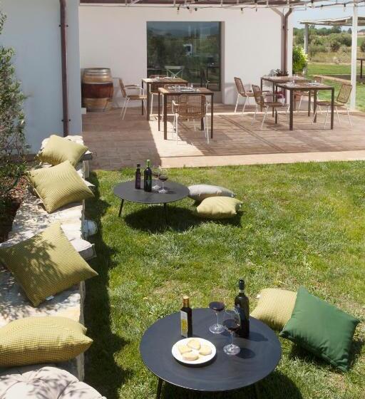 هتل Casale Oliveta