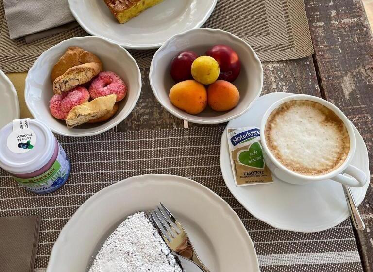 هتل Casale Oliveta