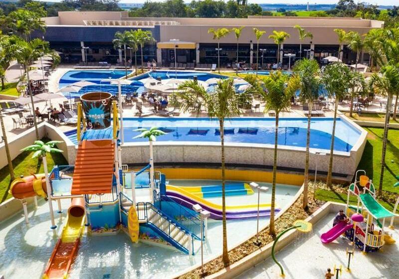 Отель Solar Das águas Park Resort   Próximo Ao Thermas Dos Laranjais