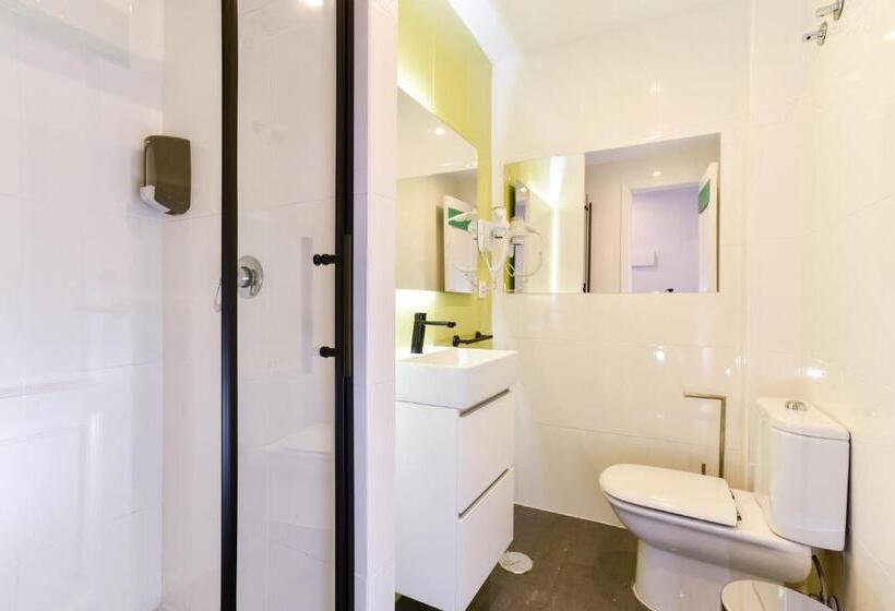 فندق Kuve Marbella