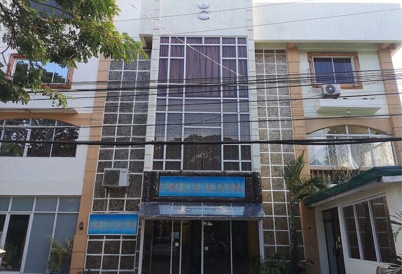 هتل Oyo 880 Flores De Musa Inn