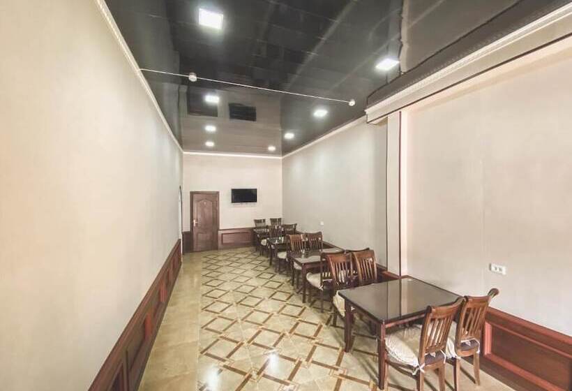 ホテル Polvon Ota