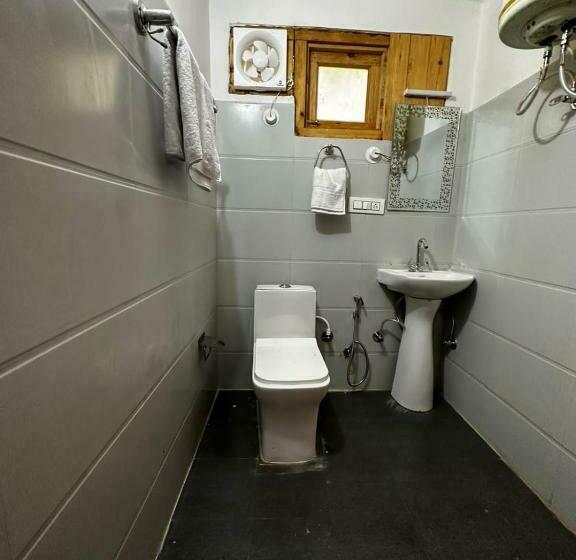 酒店 The Forest Cabin Jibhi