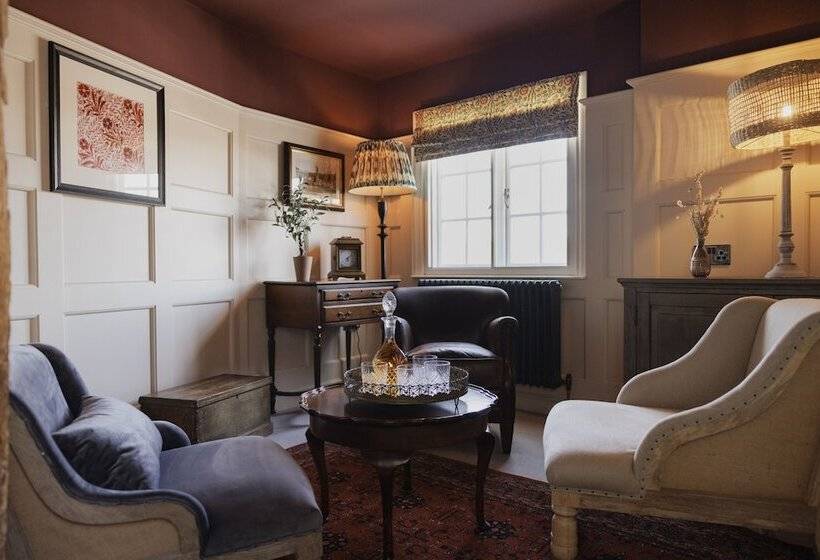 ホテル The George & Dragon