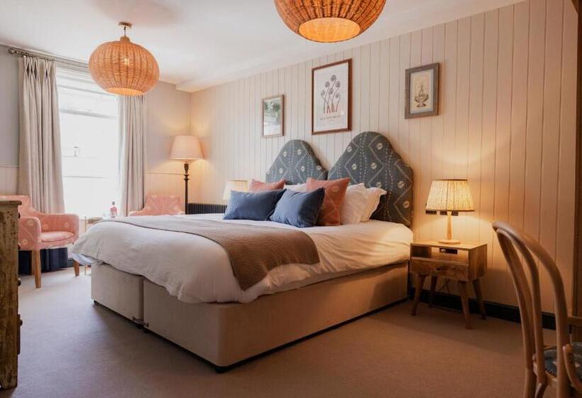 ホテル The George & Dragon