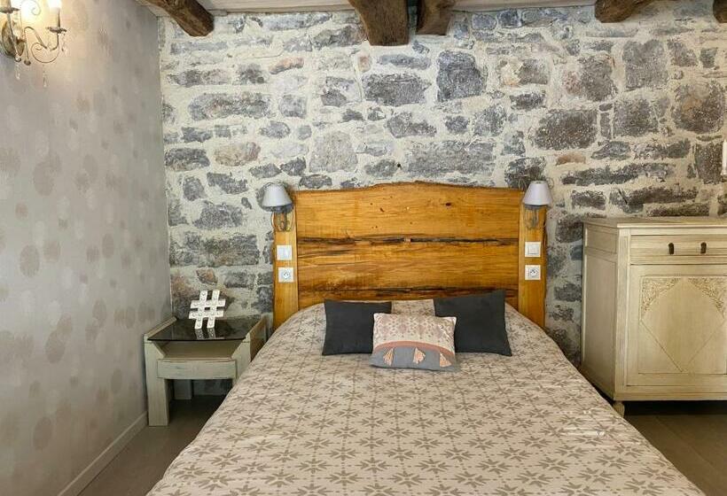 פנסיון Célézen