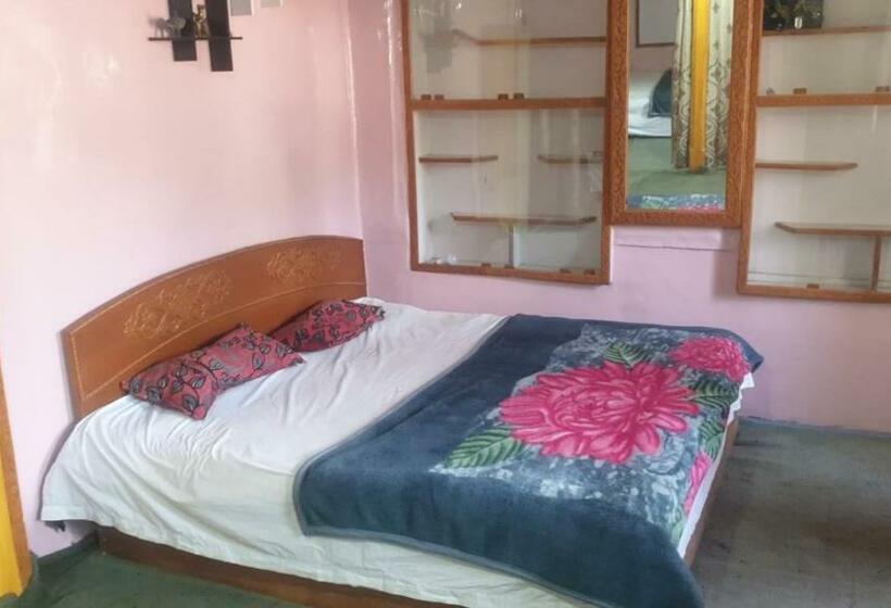 Pensão Lake Boulevard Guest House