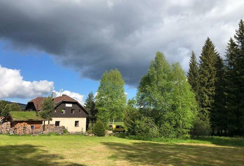 پانسیون Penzion   Pod Hůreckým Vrchem