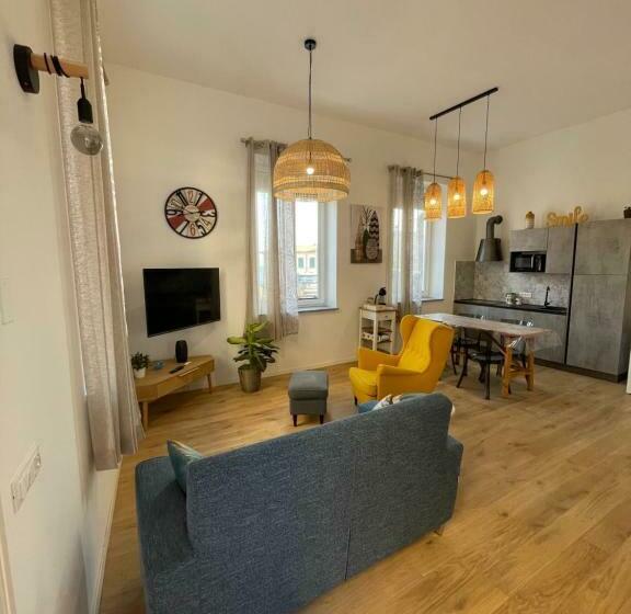 膳宿费 Piombino1428   Bilocale