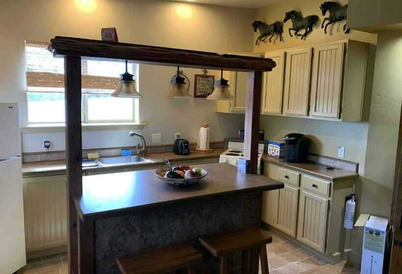 Пансион Tabasco Ranch   The Overlook