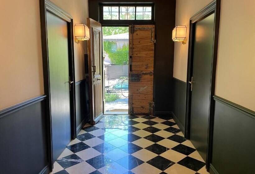 膳宿费 Villa Amara