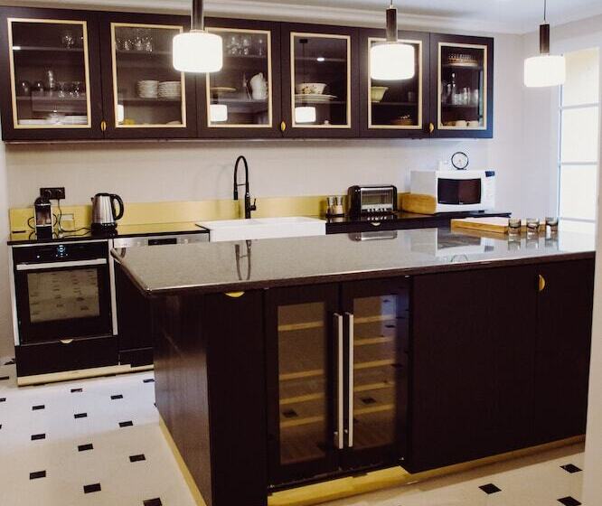 膳宿费 Villa Amara