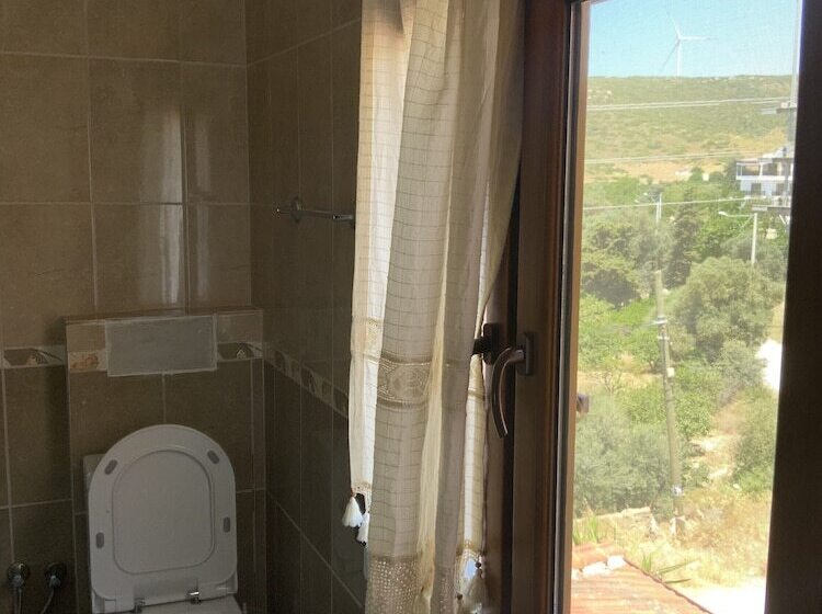 Shanti Too   Sığacık   Hostel